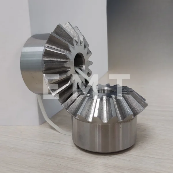 Коническая пара прямозубая (B) C32B301, передат. число=1:1, M=5, Z=30/30, EMT | ЕМТ