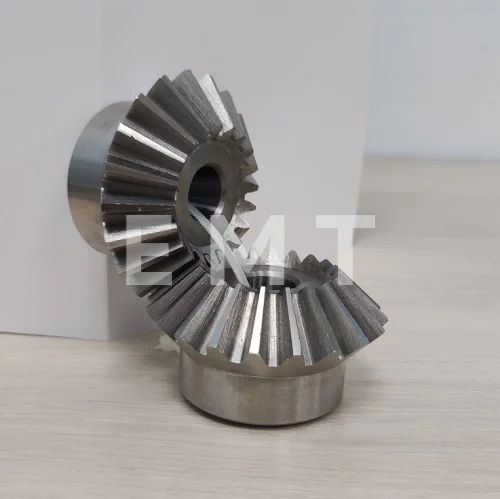 Коническая пара прямозубая (A) C27A201, передат. число=1:1, M=1,5, Z=20/20, EMT | ЕМТ